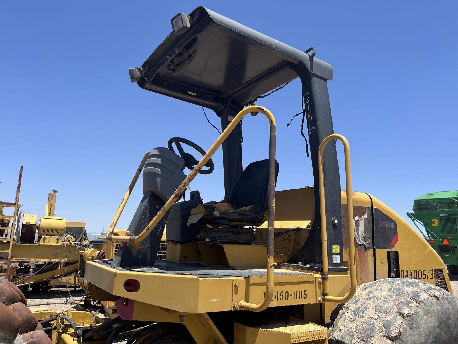 ./imagenes/INVOICE/2019/17609/COMPACTADOR PATA DE CABRA CATERPILLAR CS-533E (15).JPG